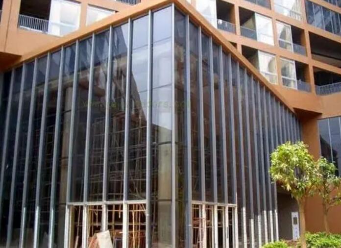 兰山半隐框玻璃幕墙